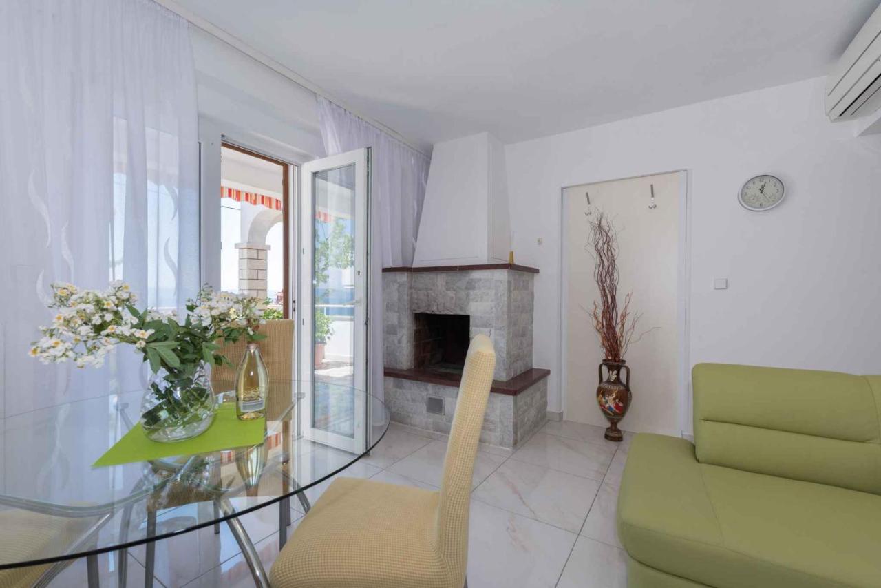 Apartments In Ravni/Istrien 30383 Exterior foto
