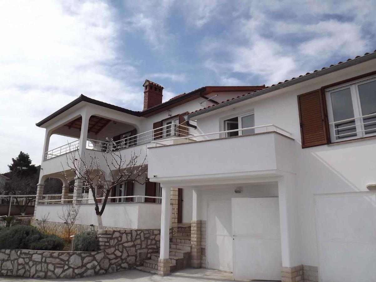 Apartments In Ravni/Istrien 30383 Exterior foto